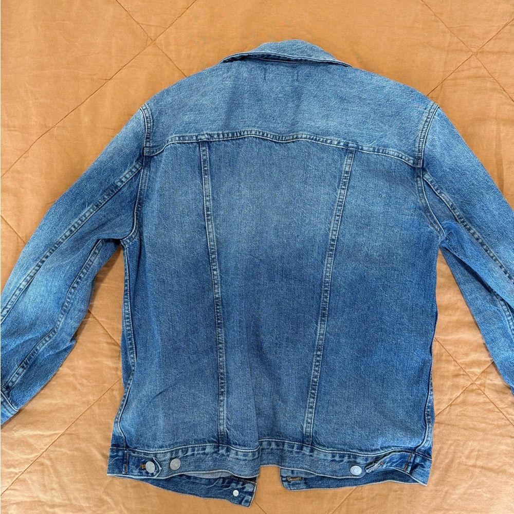 Madewell The Jean Jacket Relaxed in Capstone Wash - Picture 4 of 6